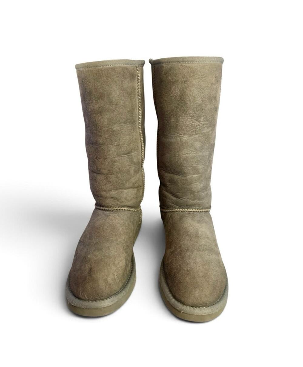 UGG Australia Classic Tall Boots Gray Suede Women's Size 8, Sheepskin Boho Comfy